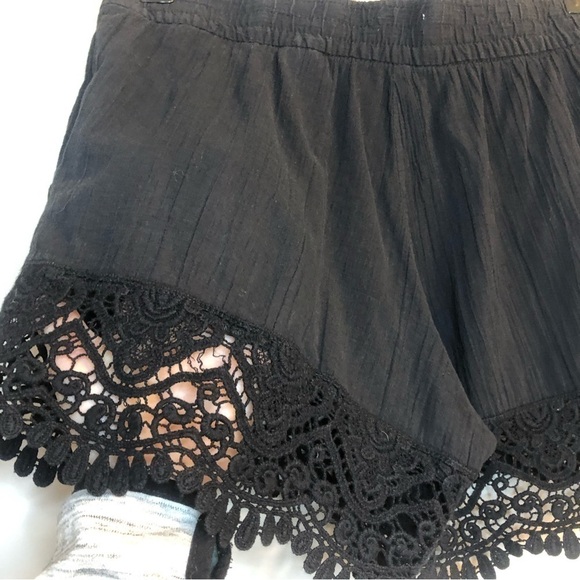 H&M Shorts/Womens/Small-Medium - Picture 4 of 7